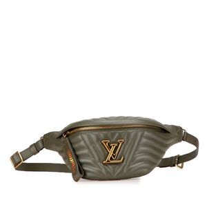 Pre Loved louis vuitton Women Brown Belt Bags